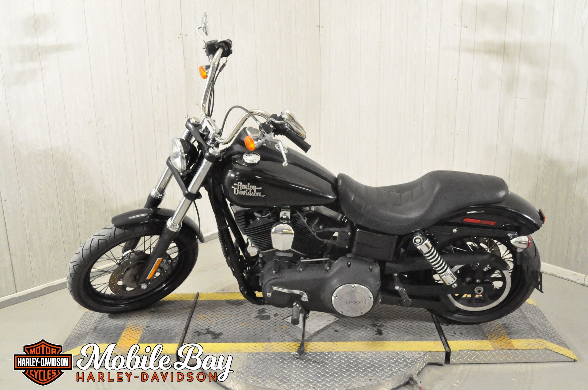 2015 Harley-Davidson Street Bob® in Mobile, Alabama - Photo 9