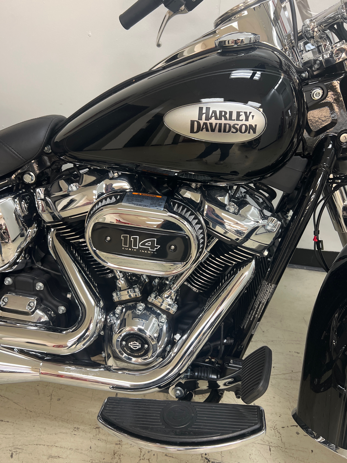 2023 Harley-Davidson Heritage Classic 114 in Mobile, Alabama - Photo 2