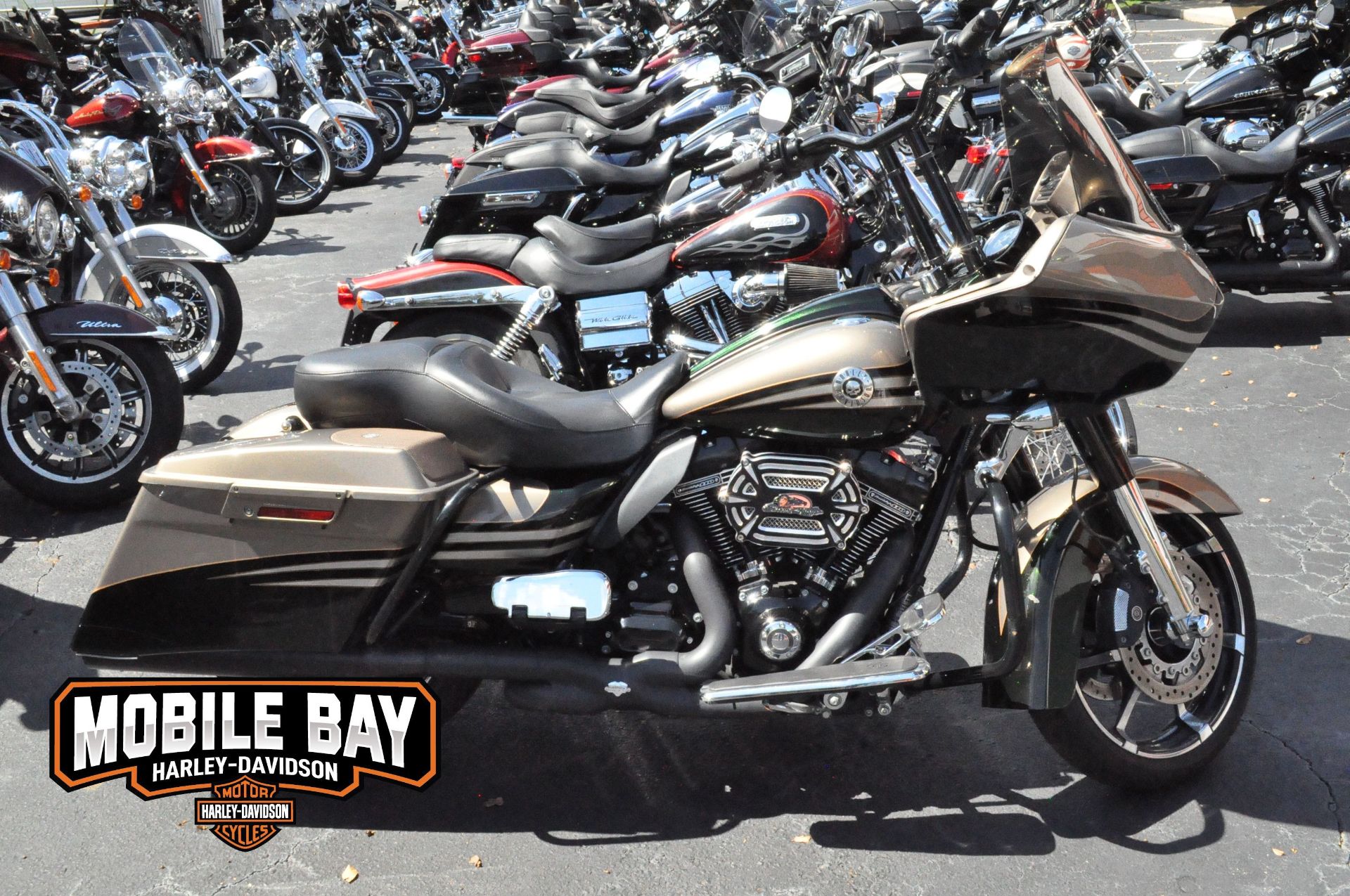 2013 Harley-Davidson CVO™ Road Glide® Custom in Mobile, Alabama - Photo 1