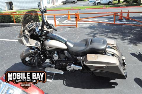 2013 Harley-Davidson CVO™ Road Glide® Custom in Mobile, Alabama - Photo 2