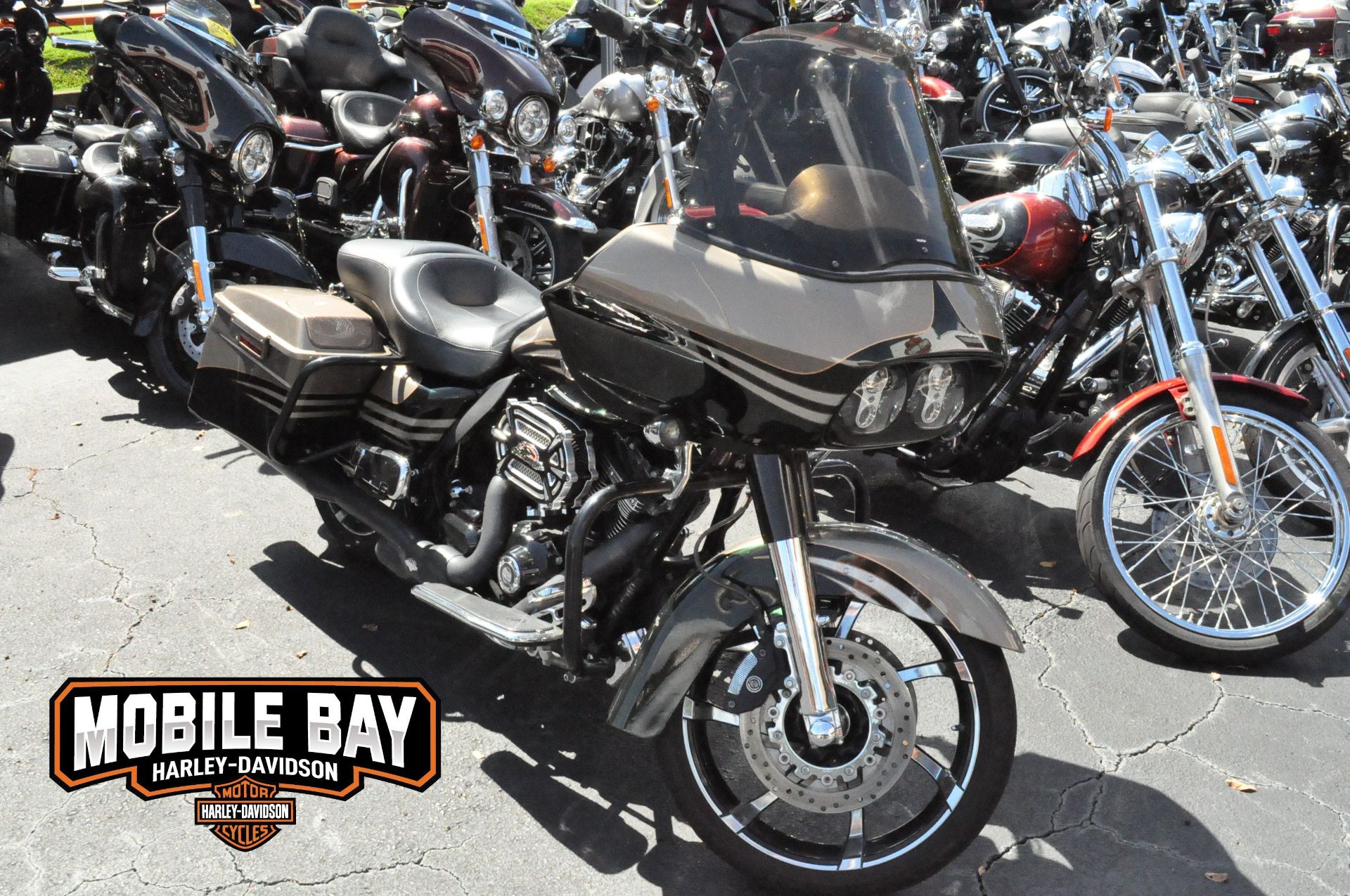 2013 Harley-Davidson CVO™ Road Glide® Custom in Mobile, Alabama - Photo 8