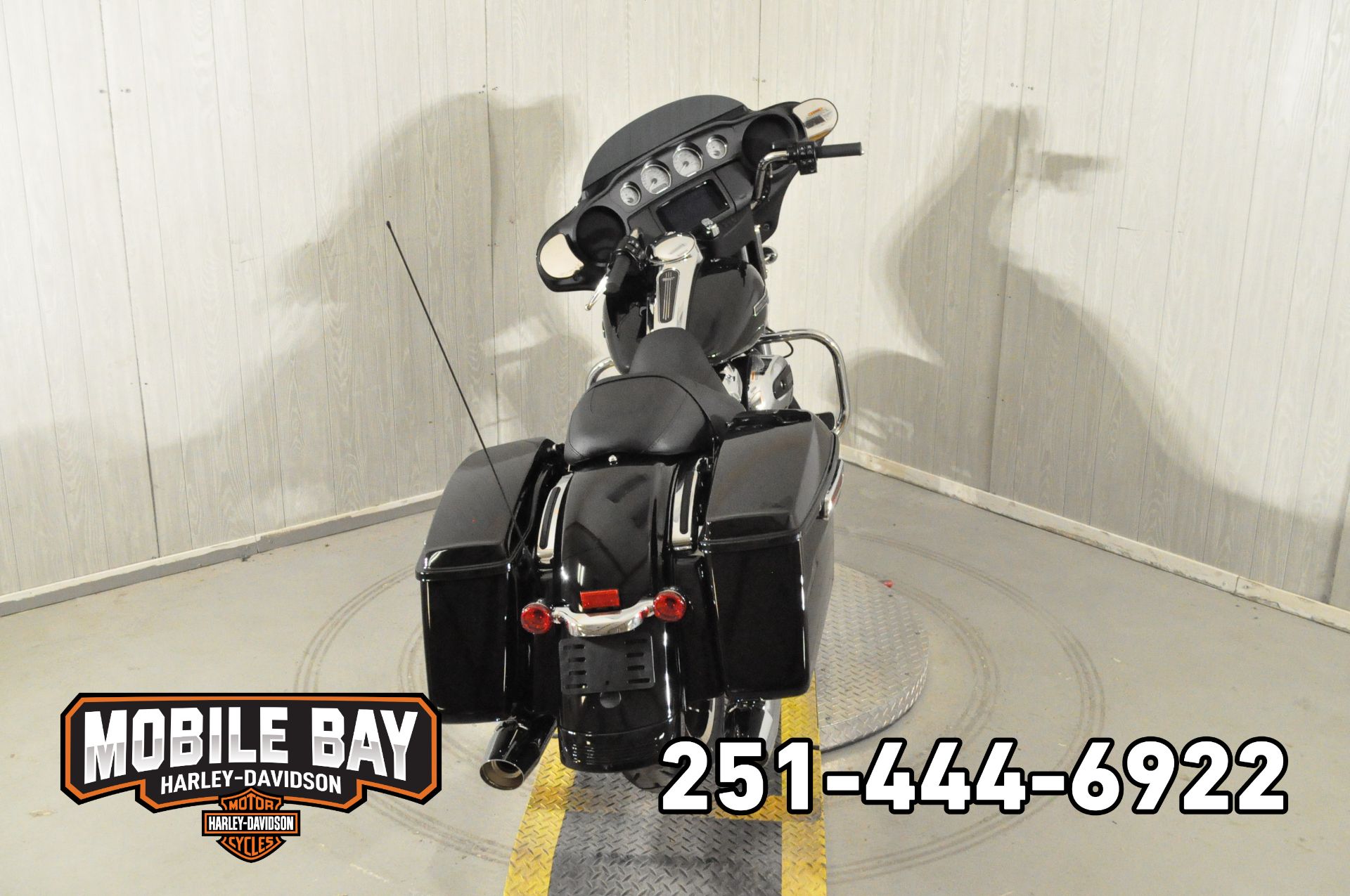 2023 Harley-Davidson Street Glide® in Mobile, Alabama - Photo 4