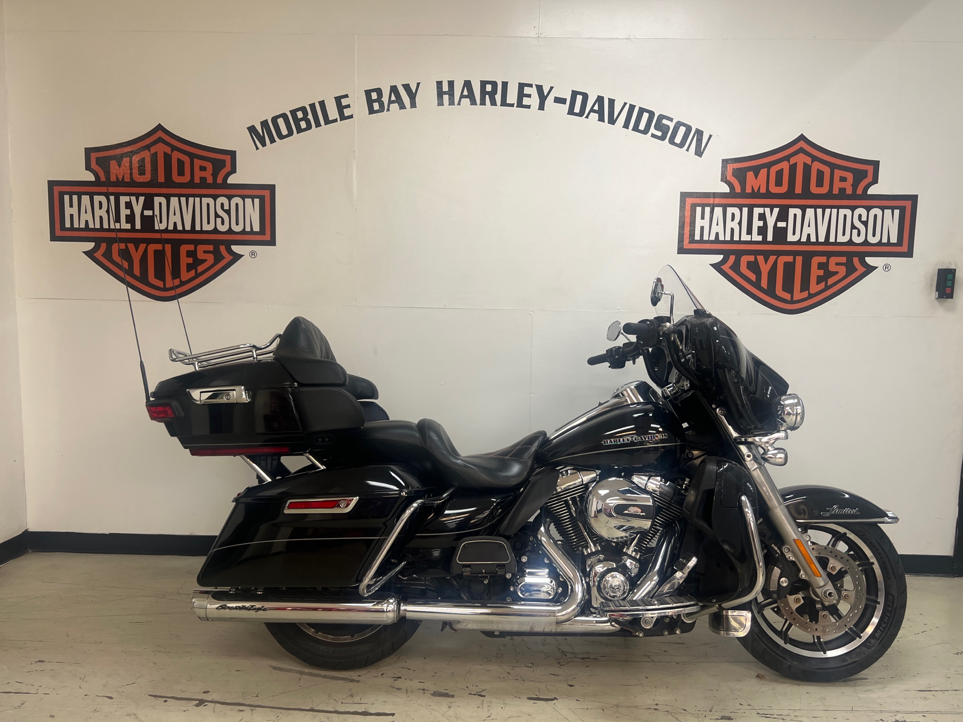 2014 Harley-Davidson Ultra Limited in Mobile, Alabama - Photo 1