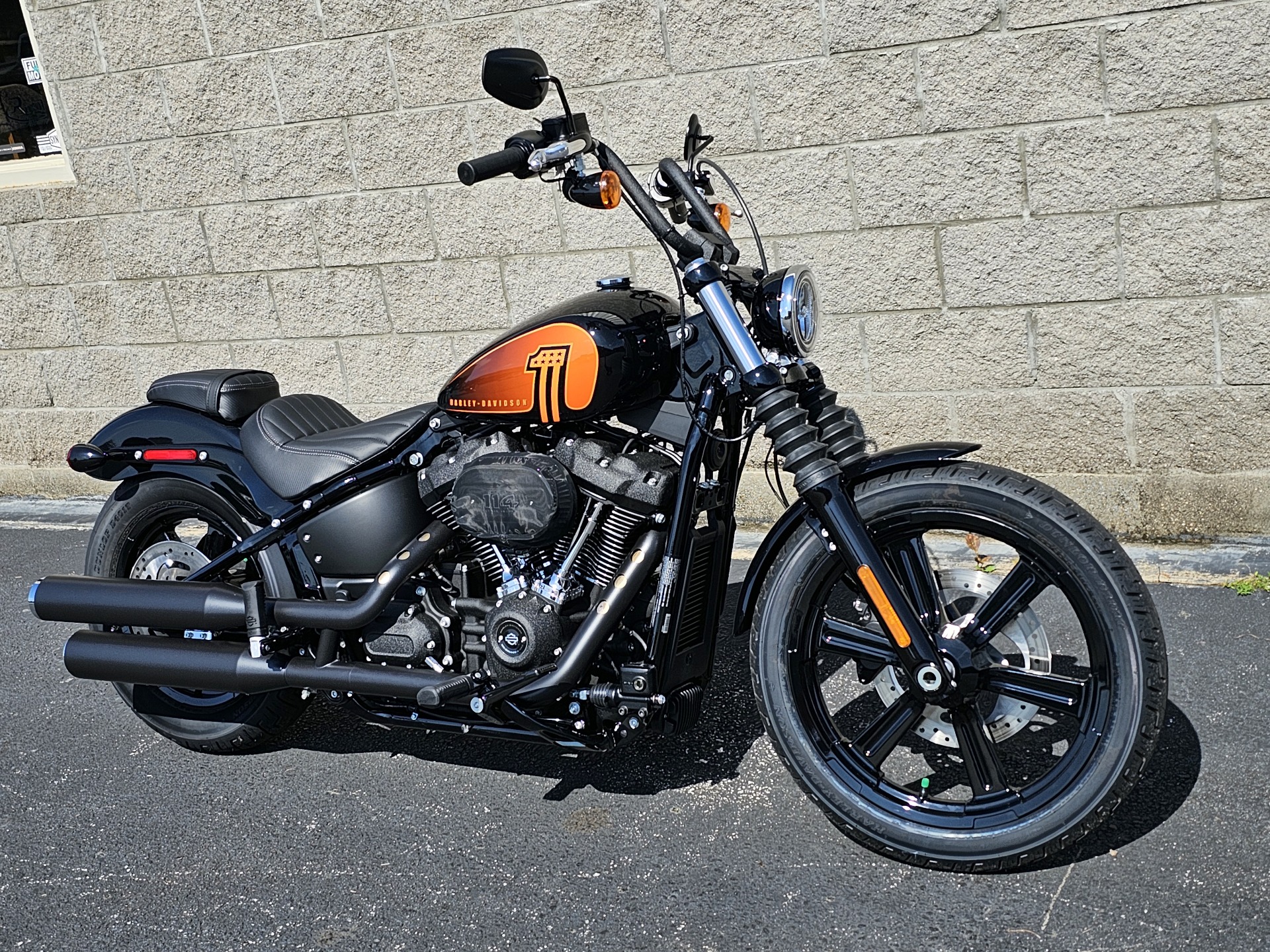 2023 Harley-Davidson Street Bob® 114 in Columbus, Georgia - Photo 2