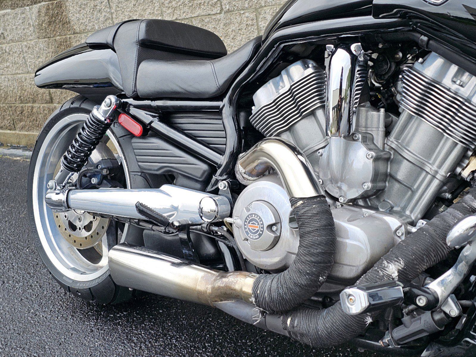 2013 Harley-Davidson V-Rod Muscle® in Columbus, Georgia - Photo 2