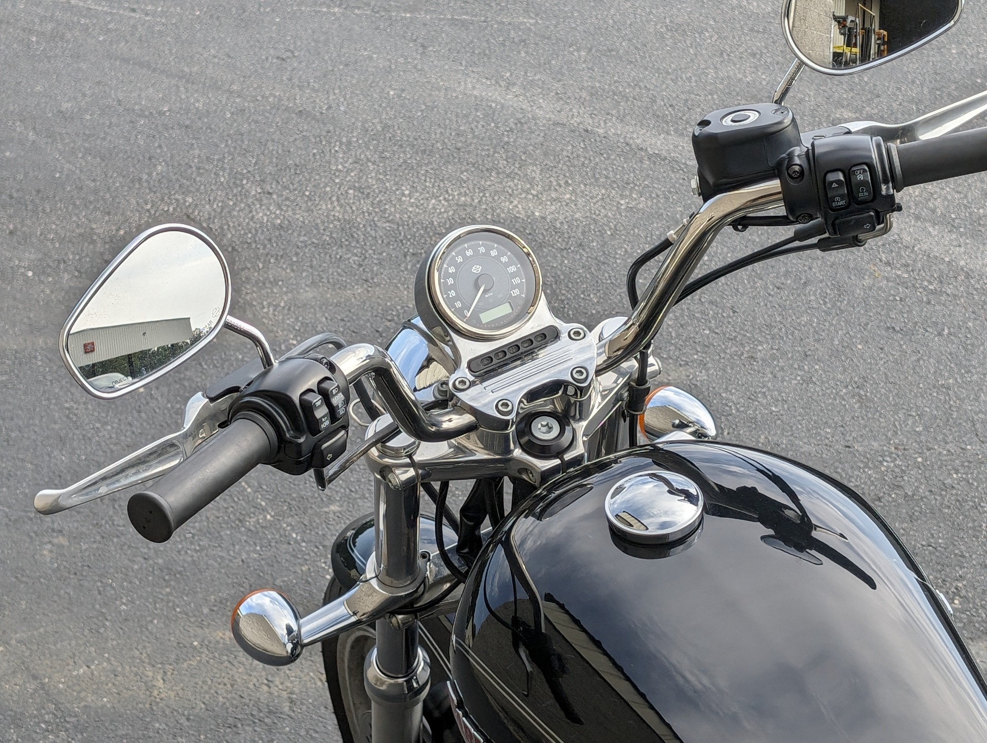 2015 Harley-Davidson SuperLow® 1200T in Columbus, Georgia - Photo 14