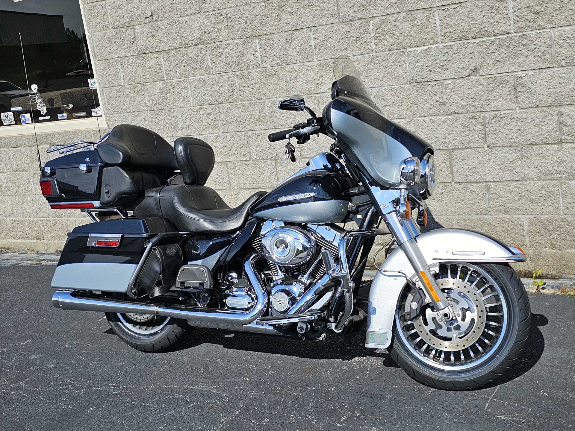 2013 Harley-Davidson Electra Glide® Ultra Limited in Columbus, Georgia - Photo 2