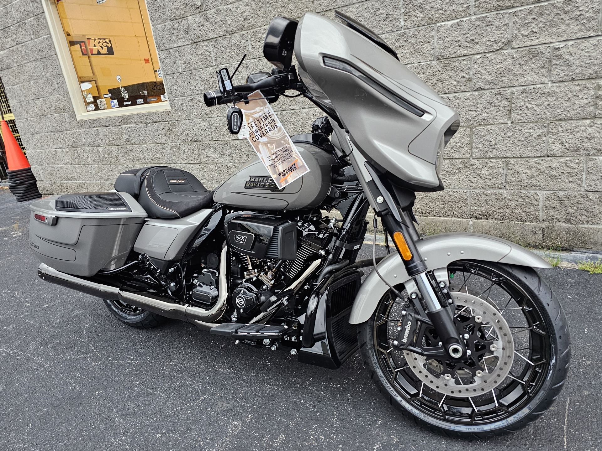 2023 Harley-Davidson CVO™ Street Glide® in Columbus, Georgia - Photo 2
