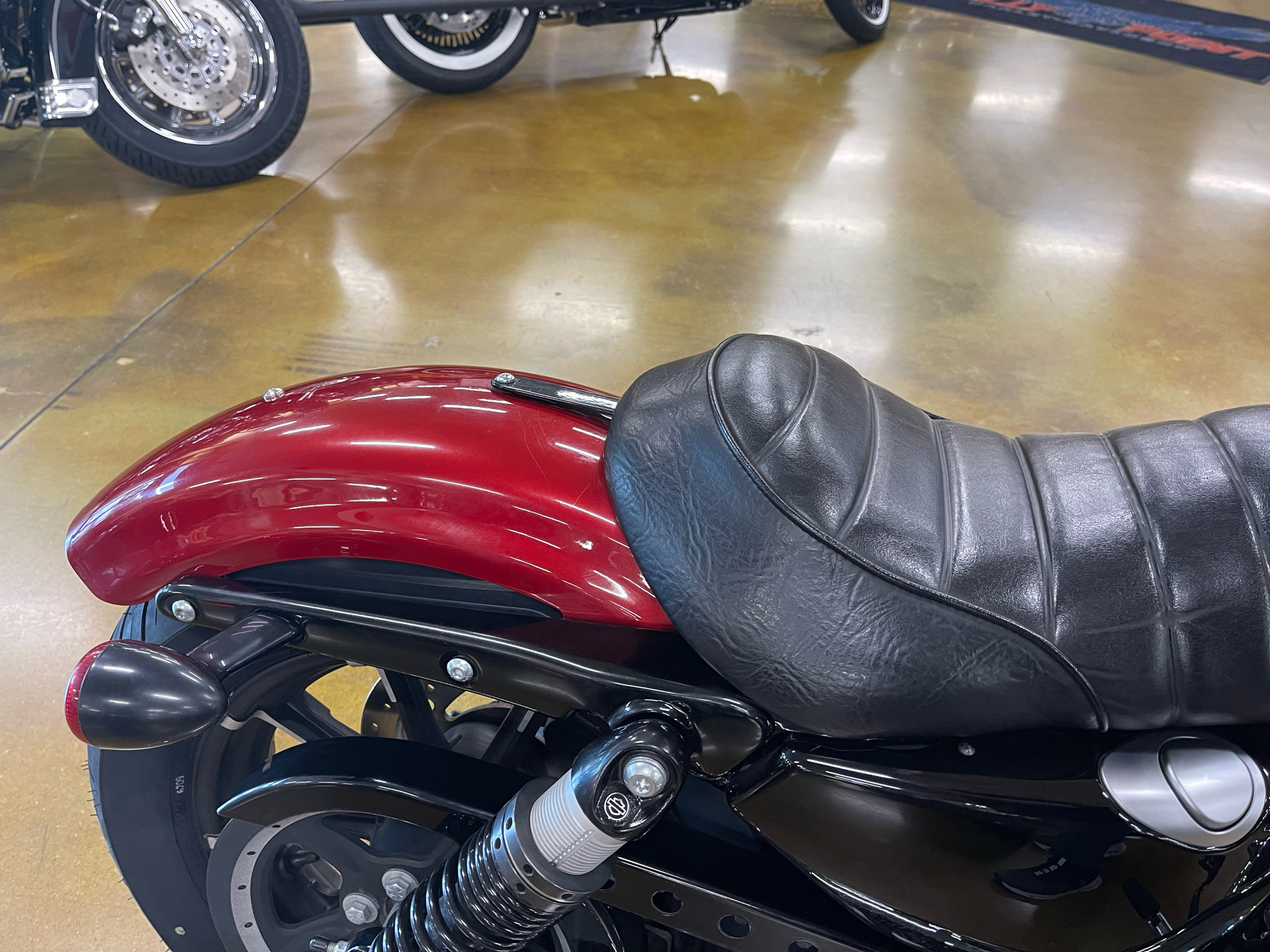 2019 Harley-Davidson Iron 883™ in Columbus, Georgia - Photo 2