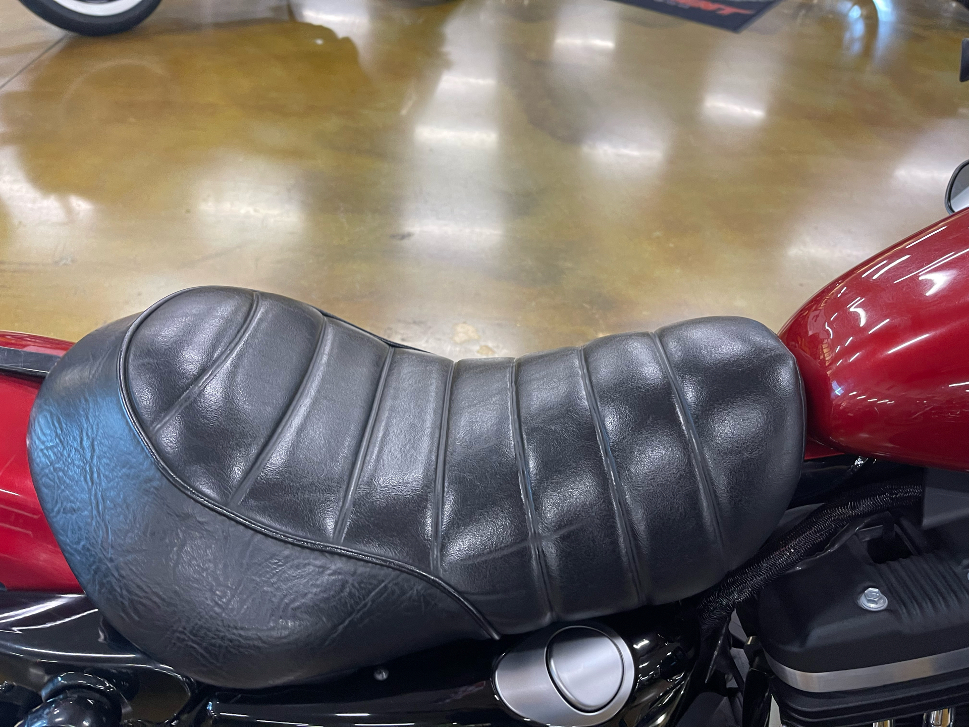 2019 Harley-Davidson Iron 883™ in Columbus, Georgia - Photo 3