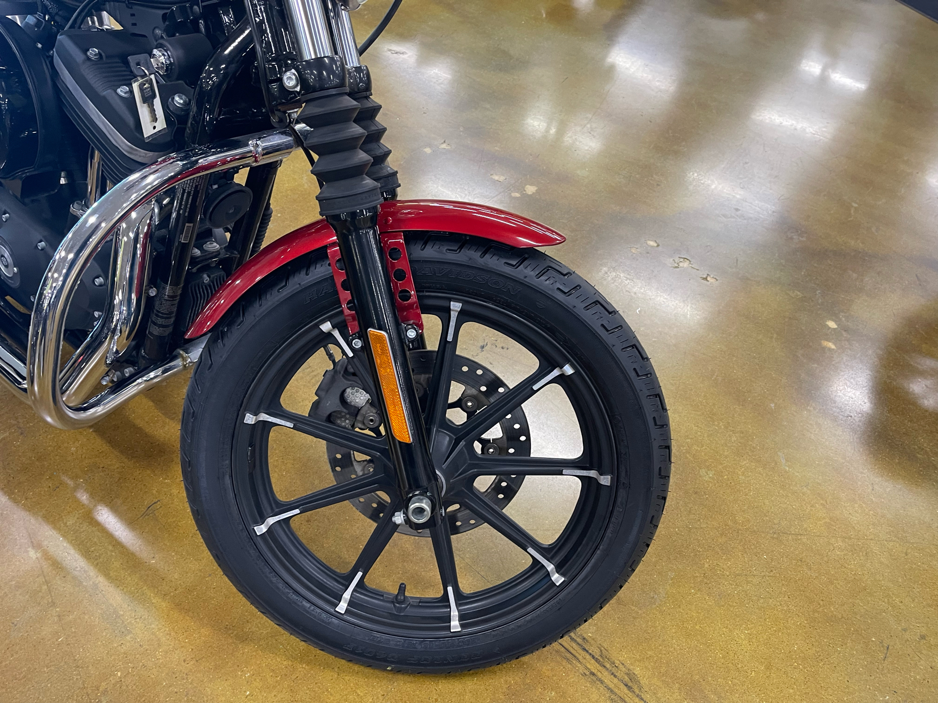 2019 Harley-Davidson Iron 883™ in Columbus, Georgia - Photo 11