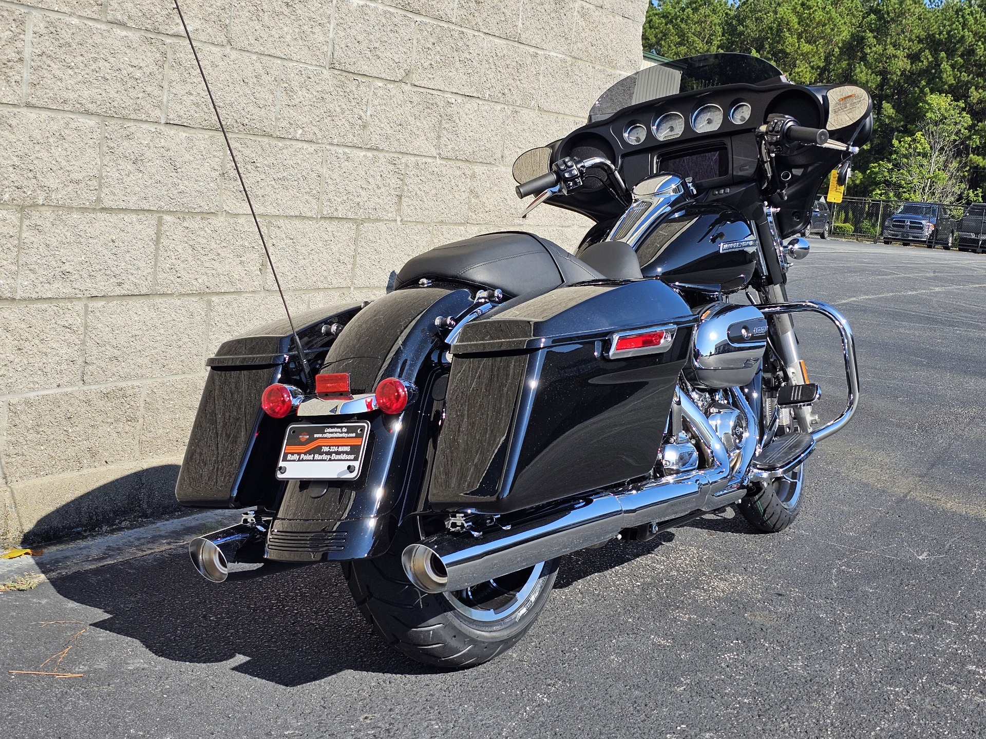 2023 Harley-Davidson Street Glide® in Columbus, Georgia - Photo 9