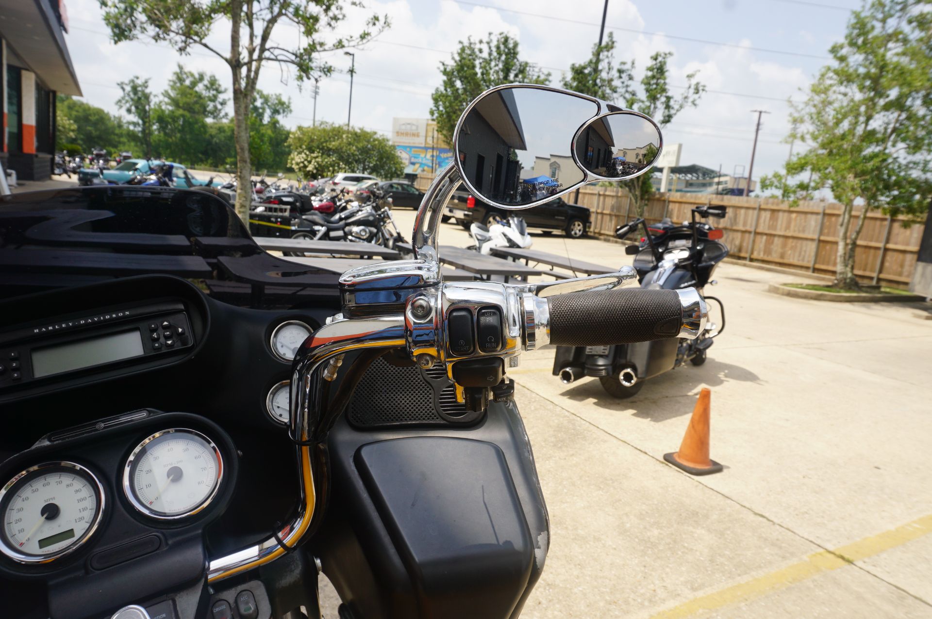 2012 Harley-Davidson Road Glide® Custom in Metairie, Louisiana - Photo 12