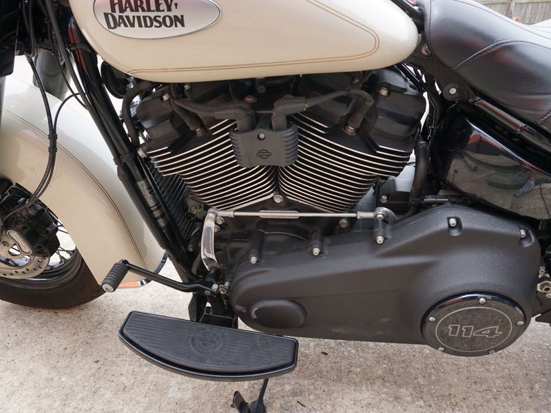 2022 Harley-Davidson Heritage Classic 114 in Metairie, Louisiana - Photo 16