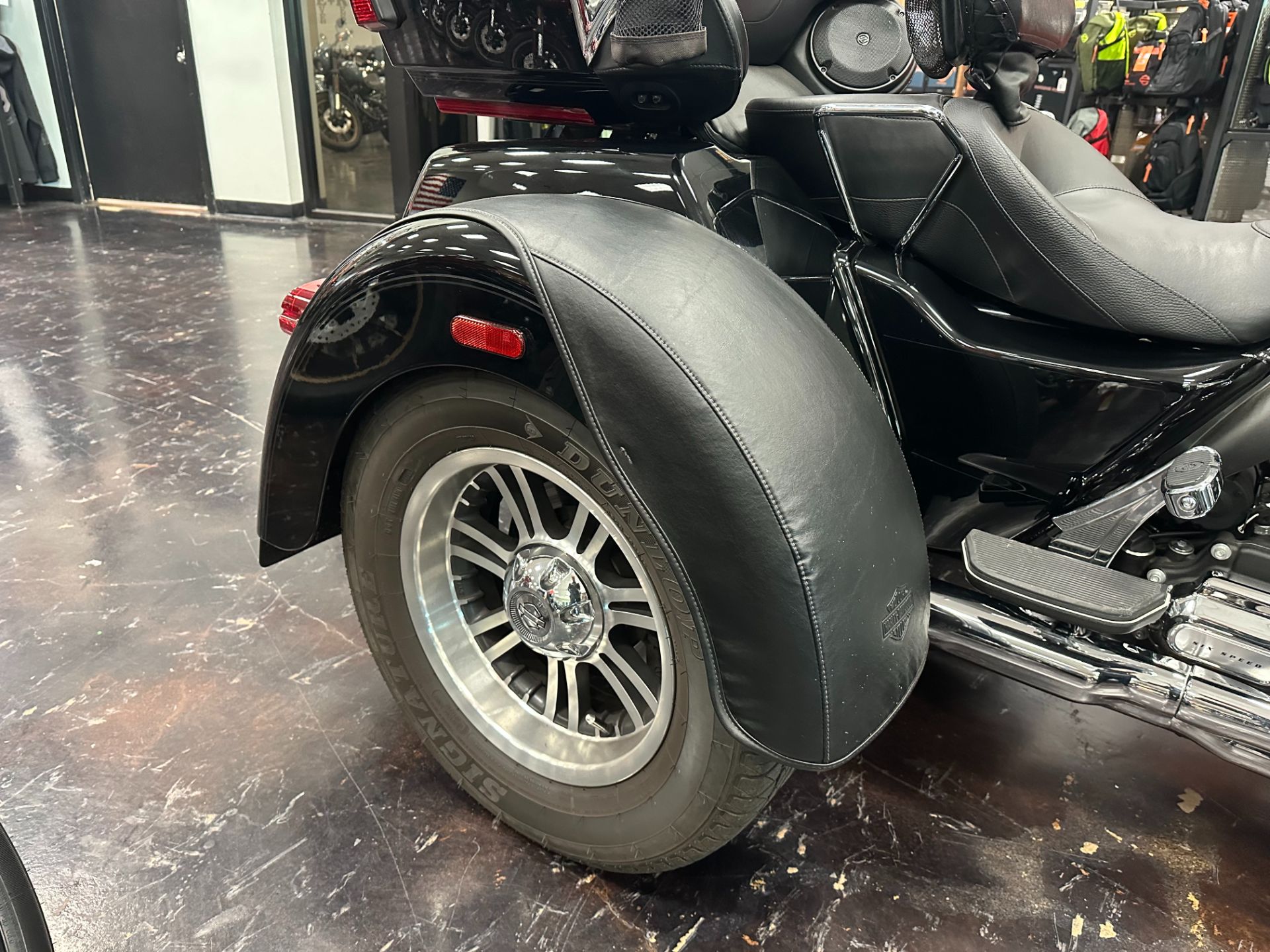 2019 Harley-Davidson Tri Glide® Ultra in Metairie, Louisiana - Photo 8