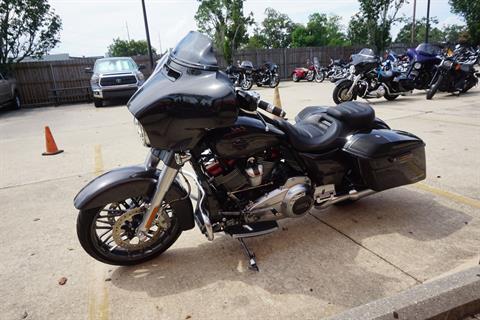 2020 Harley-Davidson CVO™ Street Glide® in Metairie, Louisiana - Photo 17