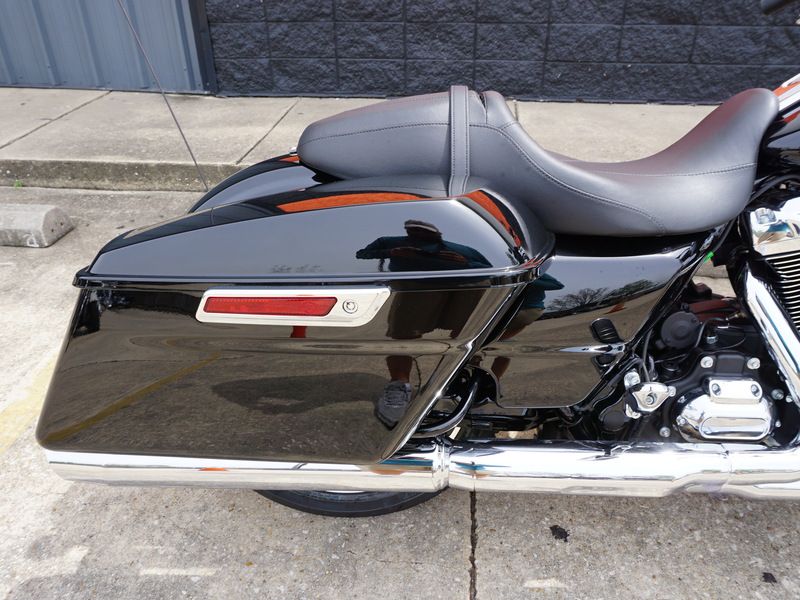 2023 Harley-Davidson Road Glide® in Metairie, Louisiana - Photo 7