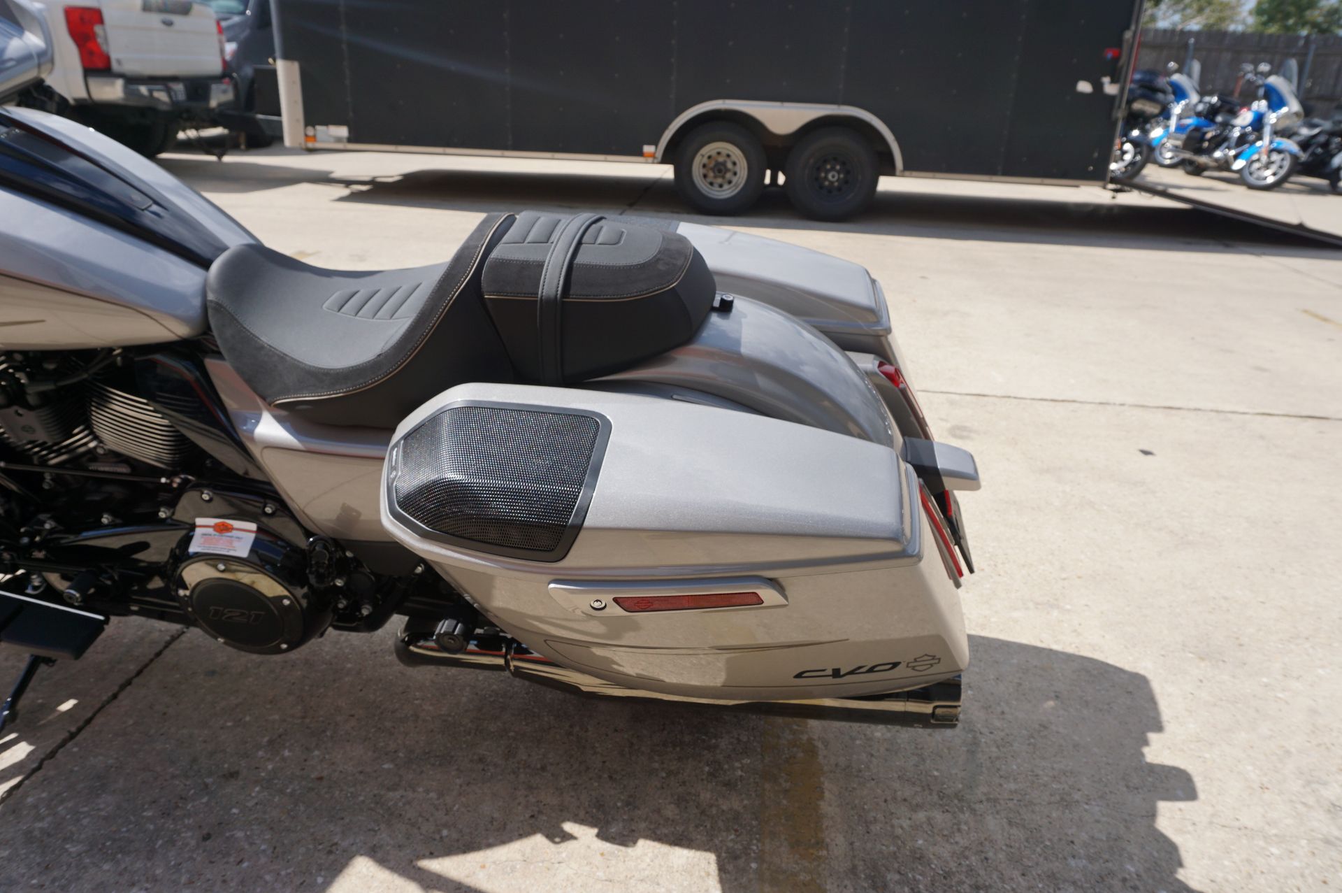 2023 Harley-Davidson CVO™ Road Glide® in Metairie, Louisiana - Photo 9