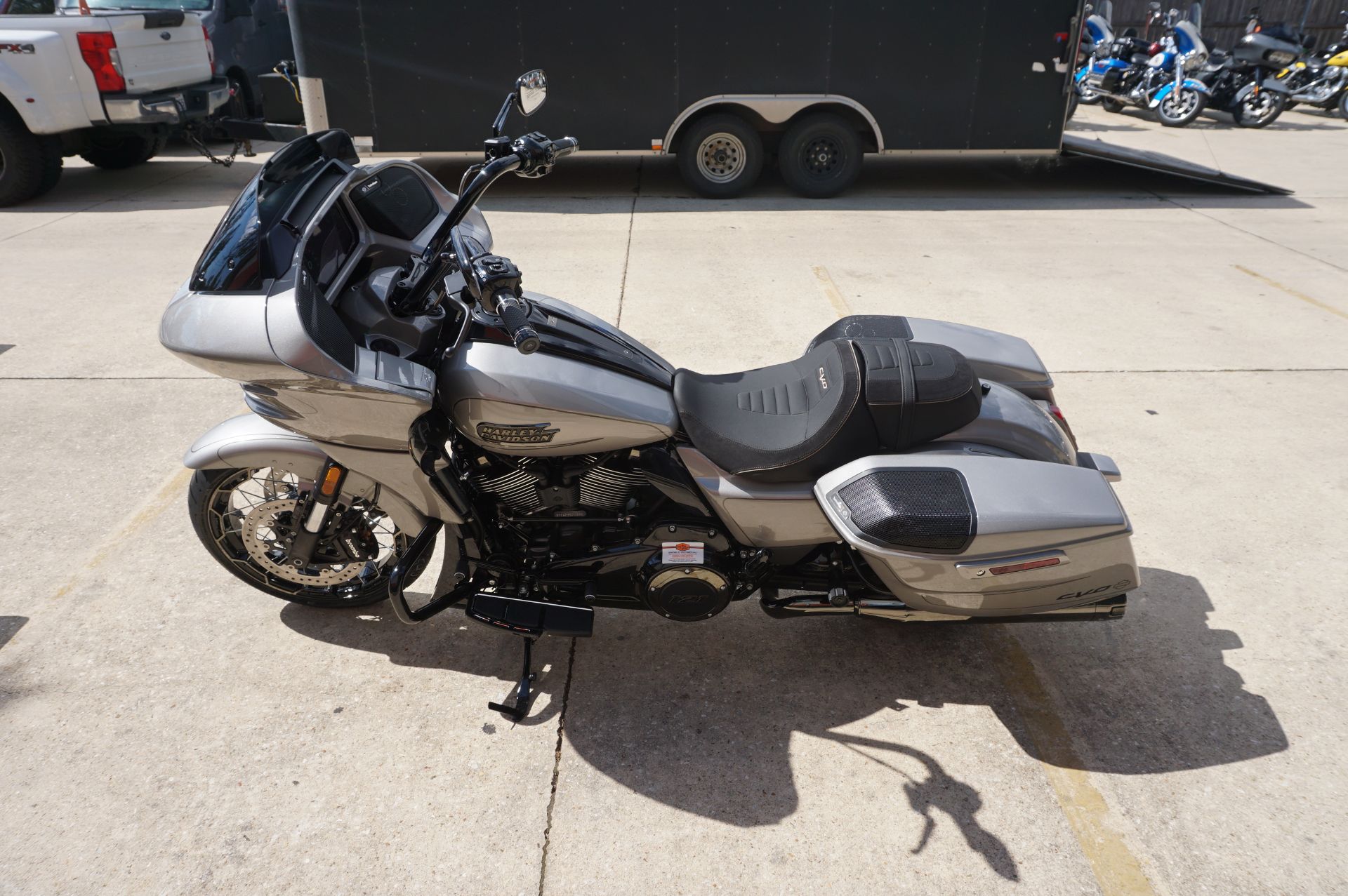 2023 Harley-Davidson CVO™ Road Glide® in Metairie, Louisiana - Photo 16