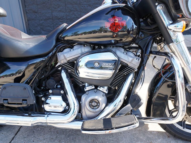 2020 Harley-Davidson Electra Glide® Standard in Metairie, Louisiana - Photo 6
