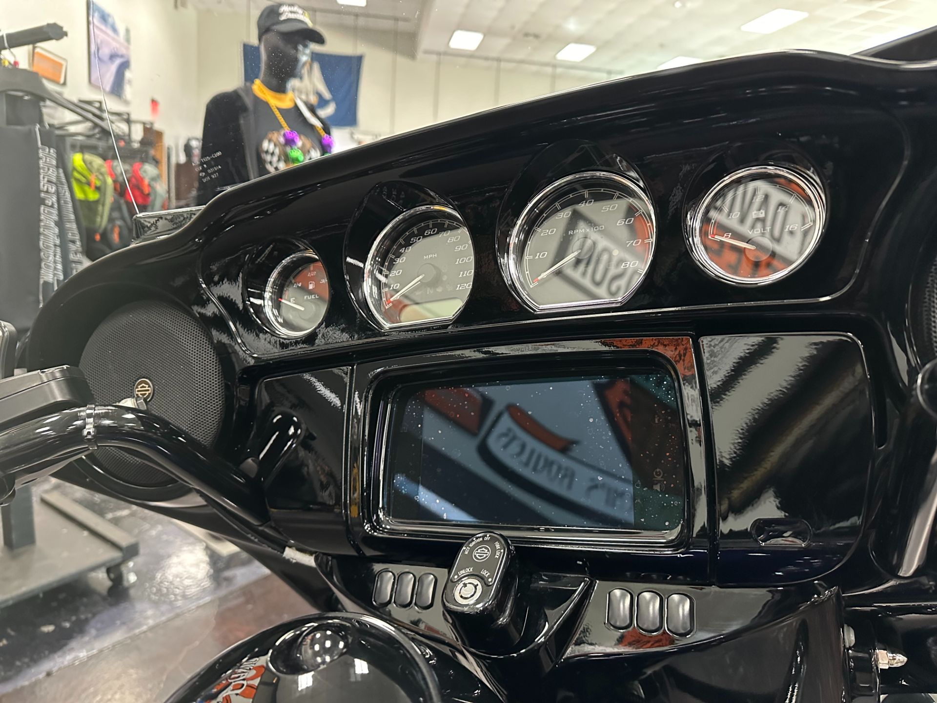 2020 Harley-Davidson Street Glide® Special in Metairie, Louisiana - Photo 12