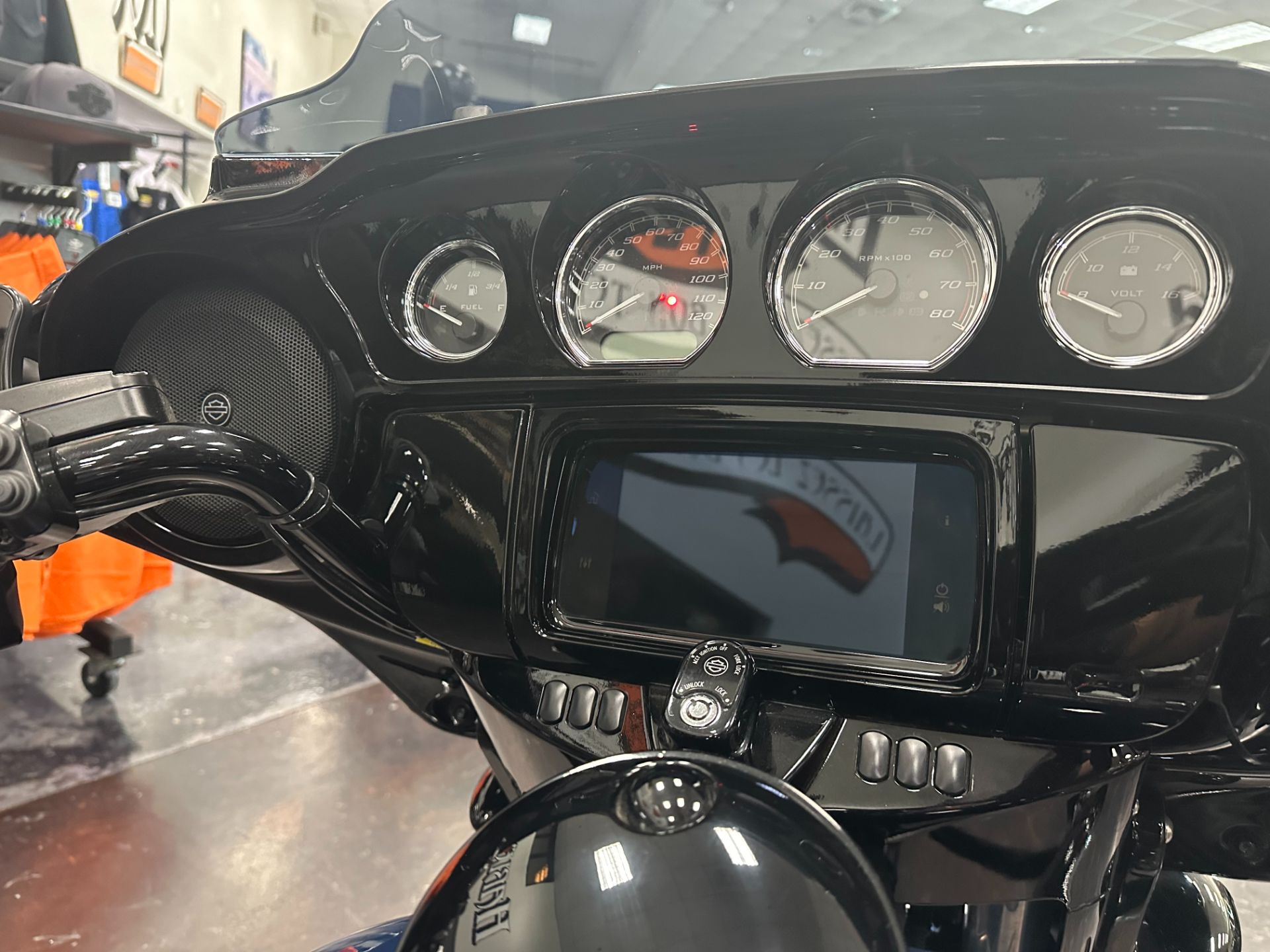 2019 Harley-Davidson Street Glide® Special in Metairie, Louisiana - Photo 12