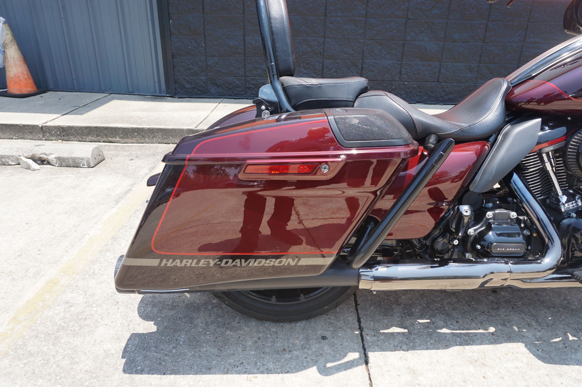 2019 Harley-Davidson CVO™ Street Glide® in Metairie, Louisiana - Photo 6