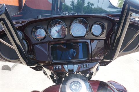 2019 Harley-Davidson CVO™ Street Glide® in Metairie, Louisiana - Photo 12
