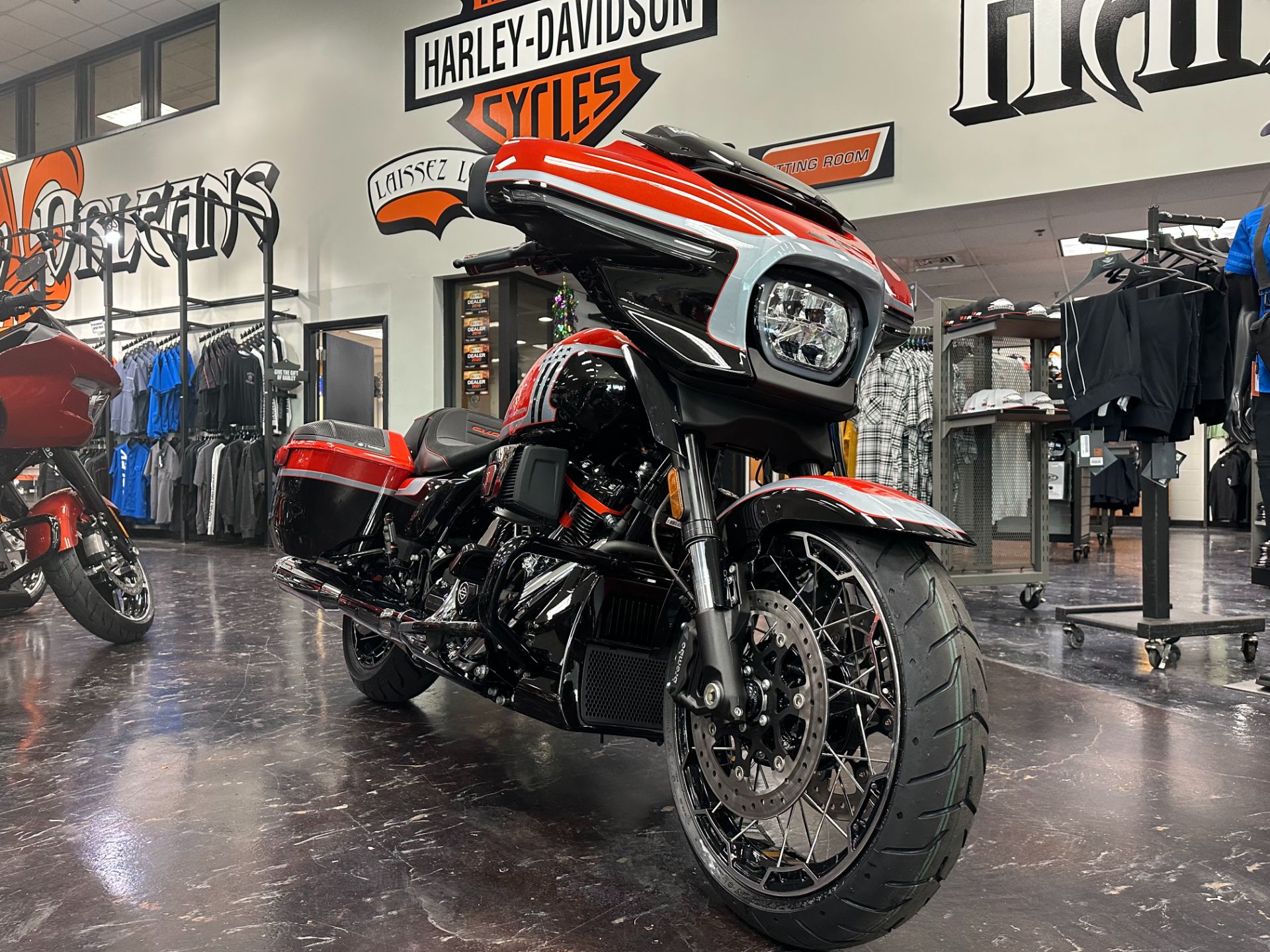 New 2024 Harley Davidson CVO Street Glide Legendary Orange   6000000001 