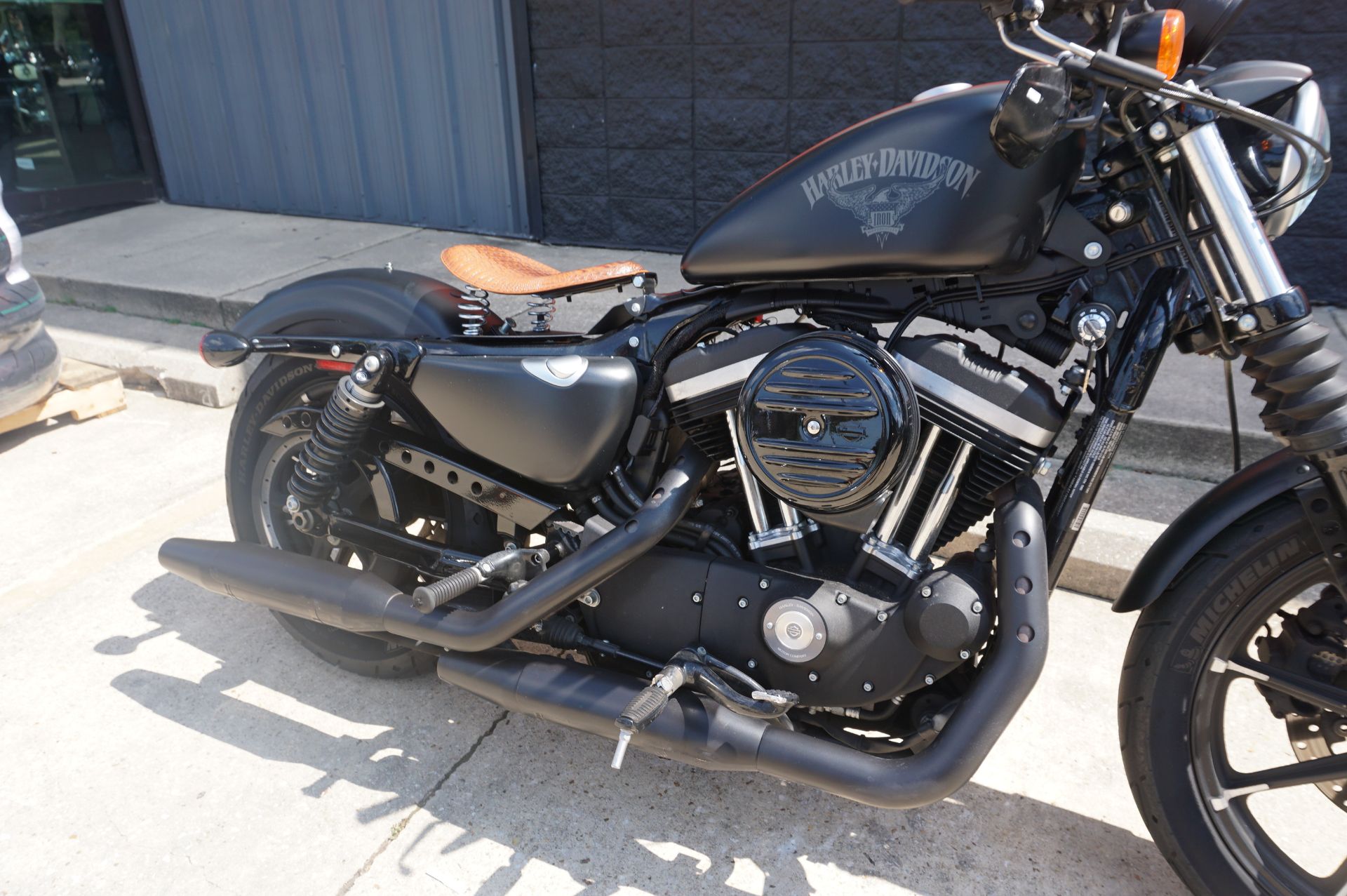 2017 Harley-Davidson Iron 883™ in Metairie, Louisiana - Photo 5