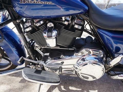 2017 Harley-Davidson Street Glide® Special in Metairie, Louisiana - Photo 17