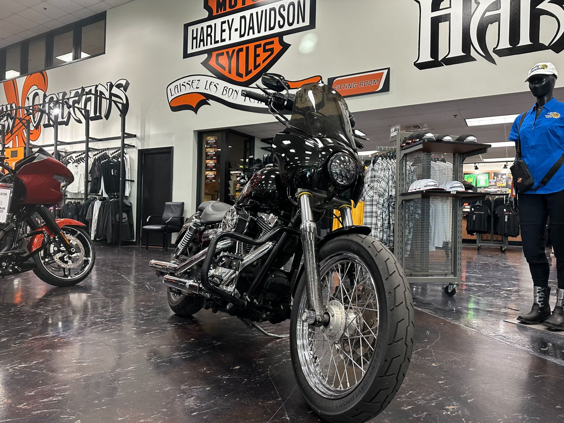 2011 Harley-Davidson Dyna® Super Glide® Custom in Metairie, Louisiana - Photo 1