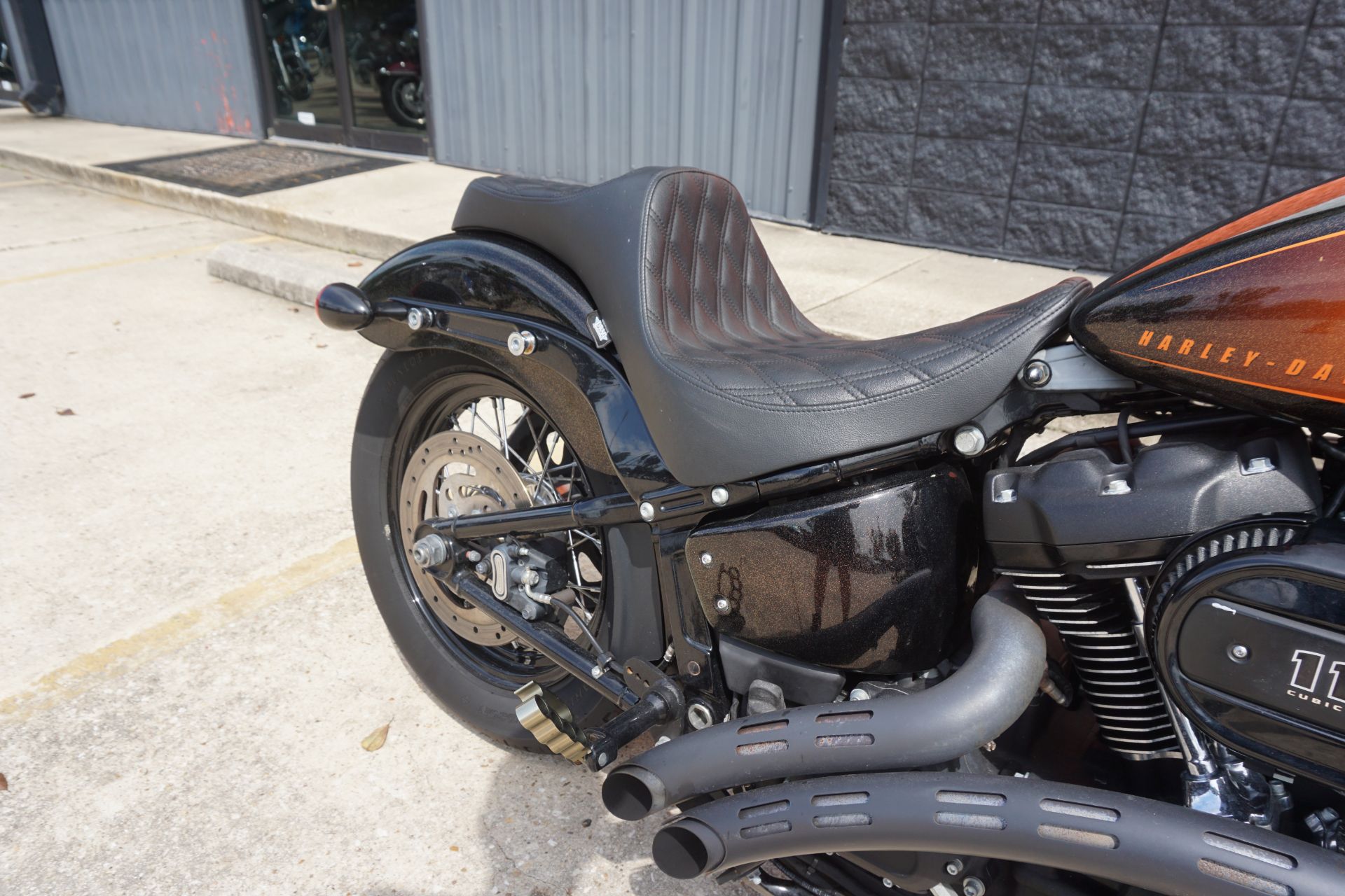 2021 Harley-Davidson Street Bob® 114 in Metairie, Louisiana - Photo 5