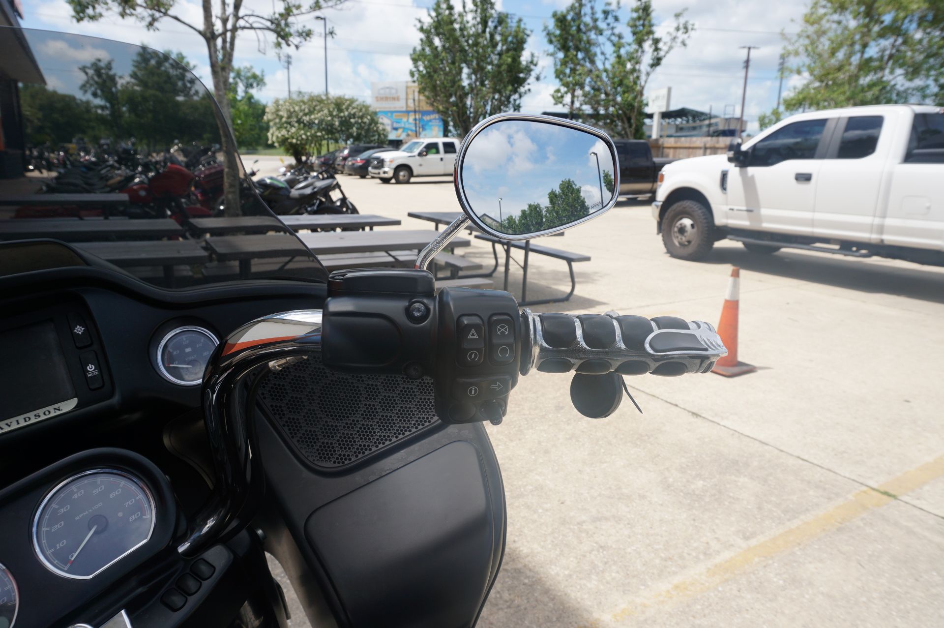 2018 Harley-Davidson Road Glide® Ultra in Metairie, Louisiana - Photo 12