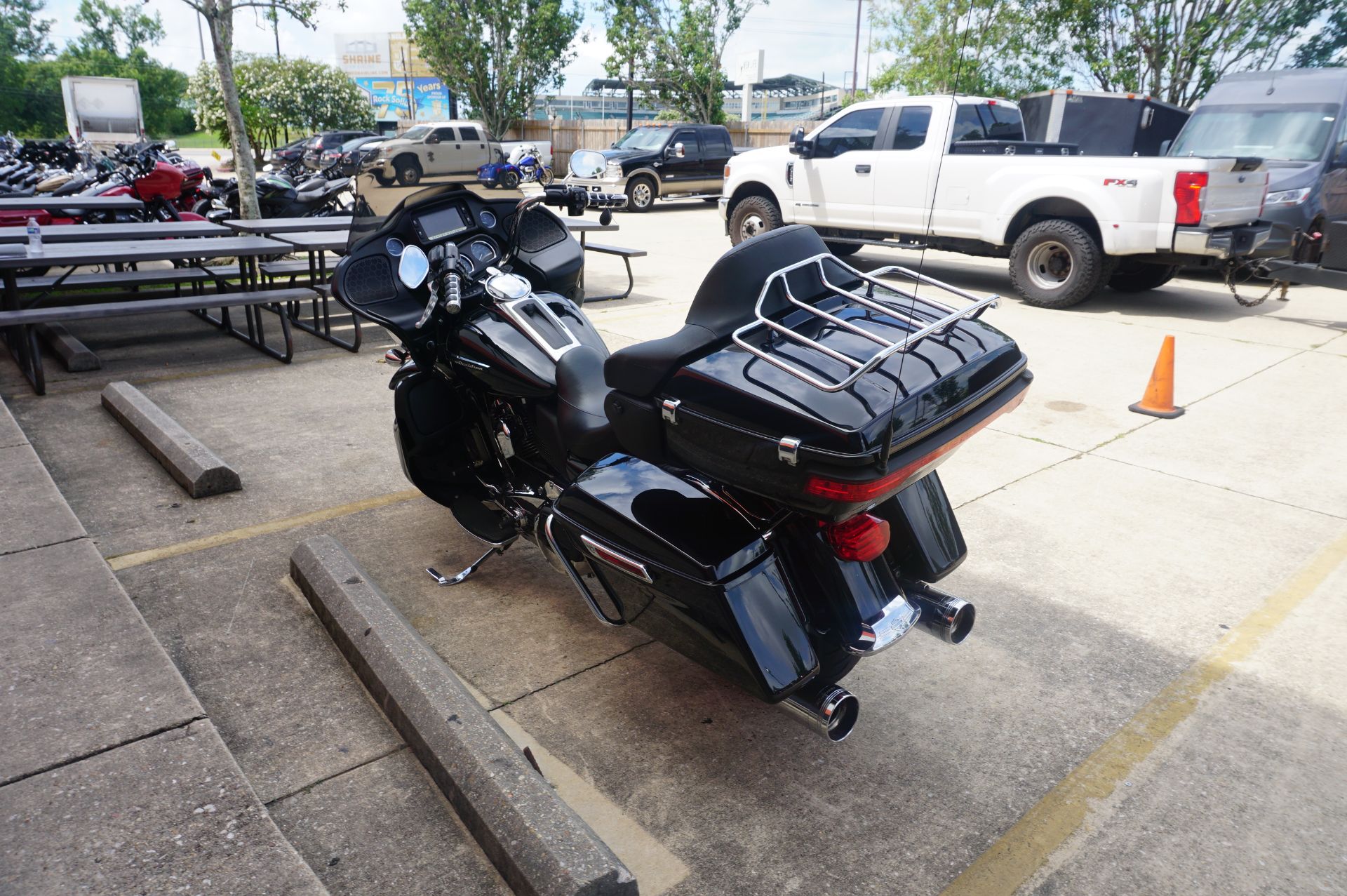 2018 Harley-Davidson Road Glide® Ultra in Metairie, Louisiana - Photo 18