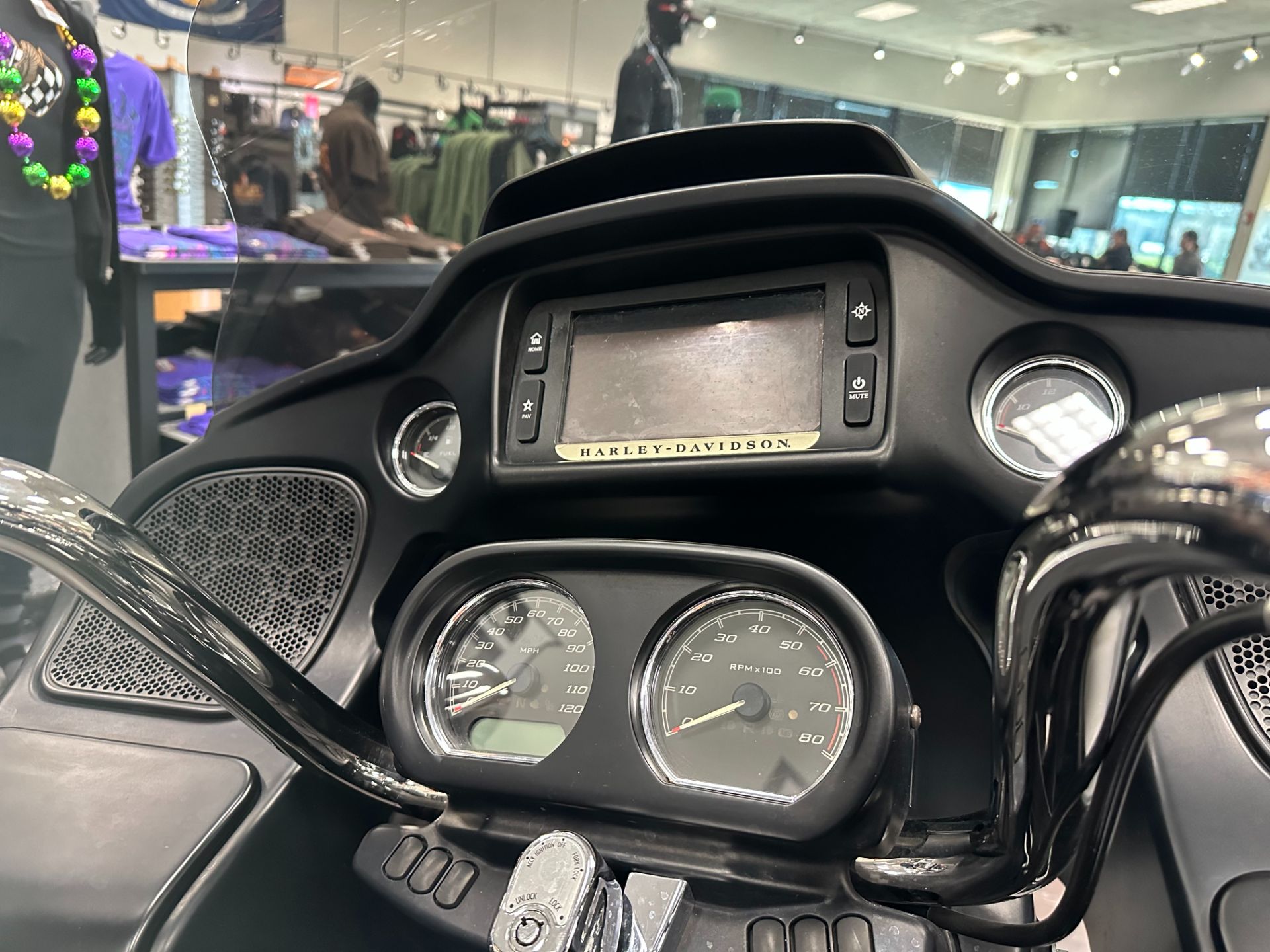 2018 Harley-Davidson Road Glide® Ultra in Metairie, Louisiana - Photo 14