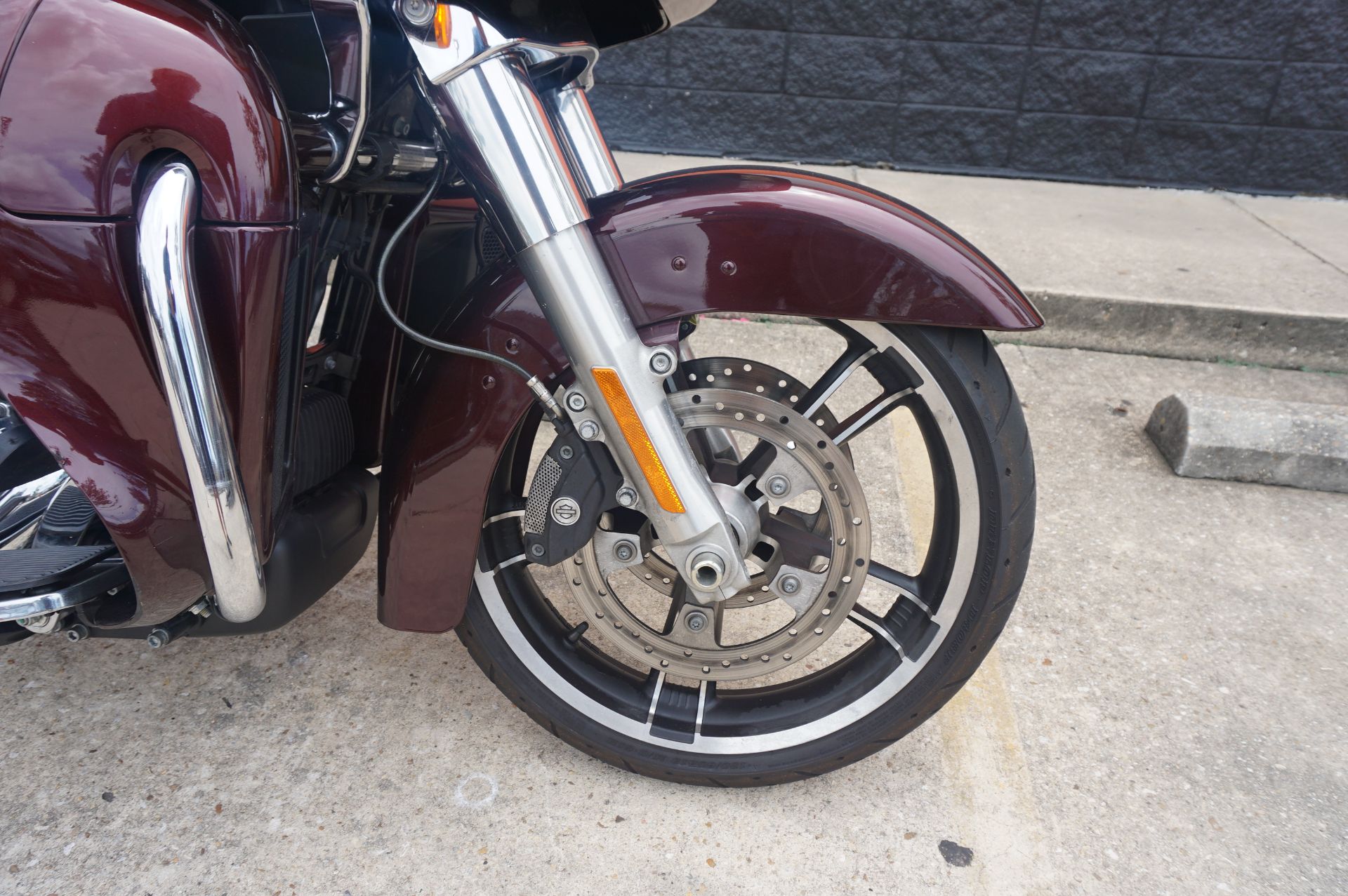 2019 Harley-Davidson Road Glide® Ultra in Metairie, Louisiana - Photo 2