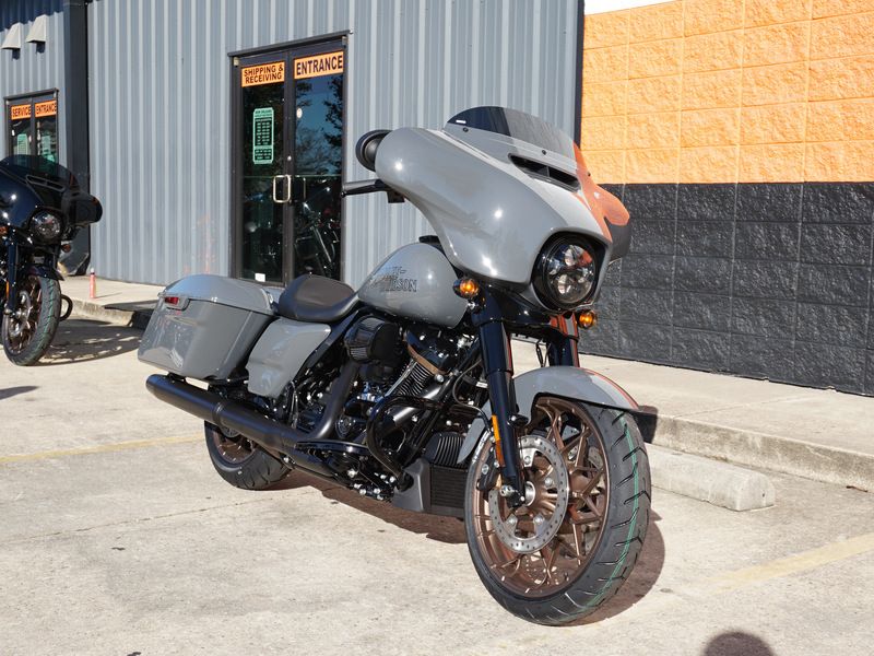 2022 Harley-Davidson Street Glide® ST in Metairie, Louisiana - Photo 2