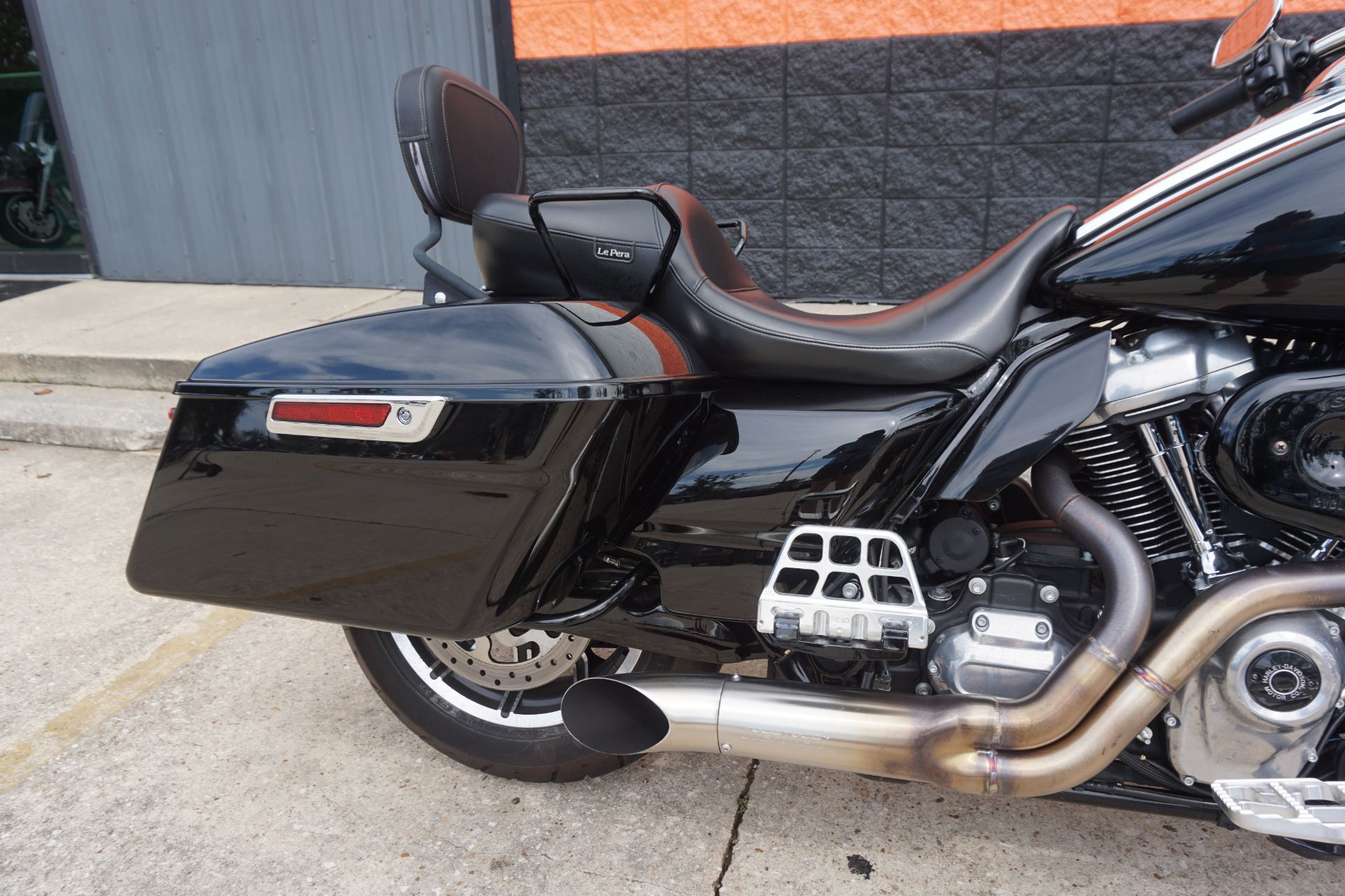 2021 Harley-Davidson Electra Glide® Standard in Metairie, Louisiana - Photo 5