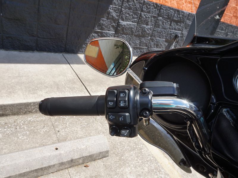 2019 Harley-Davidson Ultra Limited in Metairie, Louisiana - Photo 6