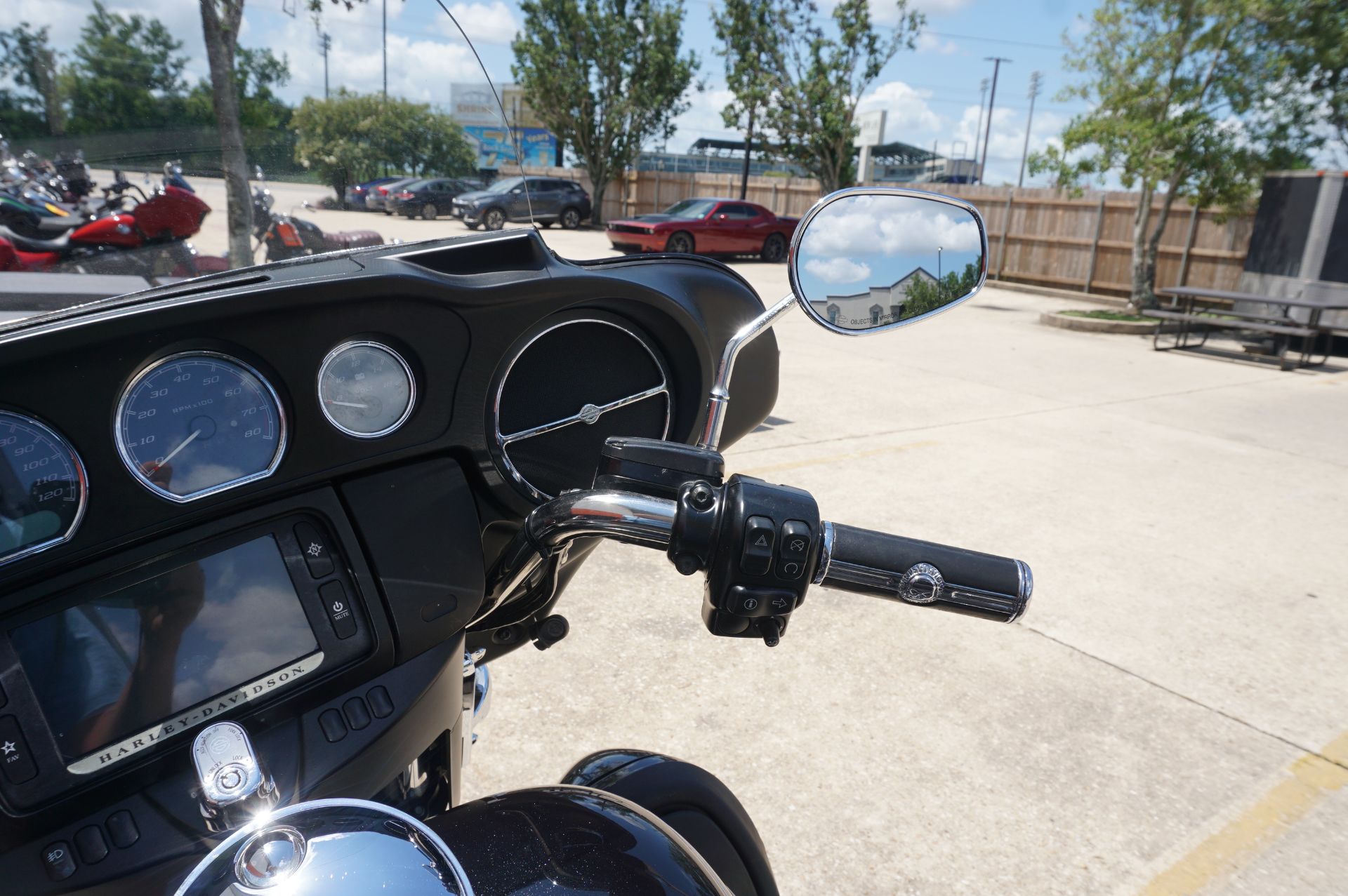 2014 Harley-Davidson Electra Glide® Ultra Classic® in Metairie, Louisiana - Photo 12