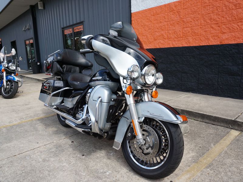 2013 Harley-Davidson Electra Glide® Ultra Limited in Metairie, Louisiana - Photo 2