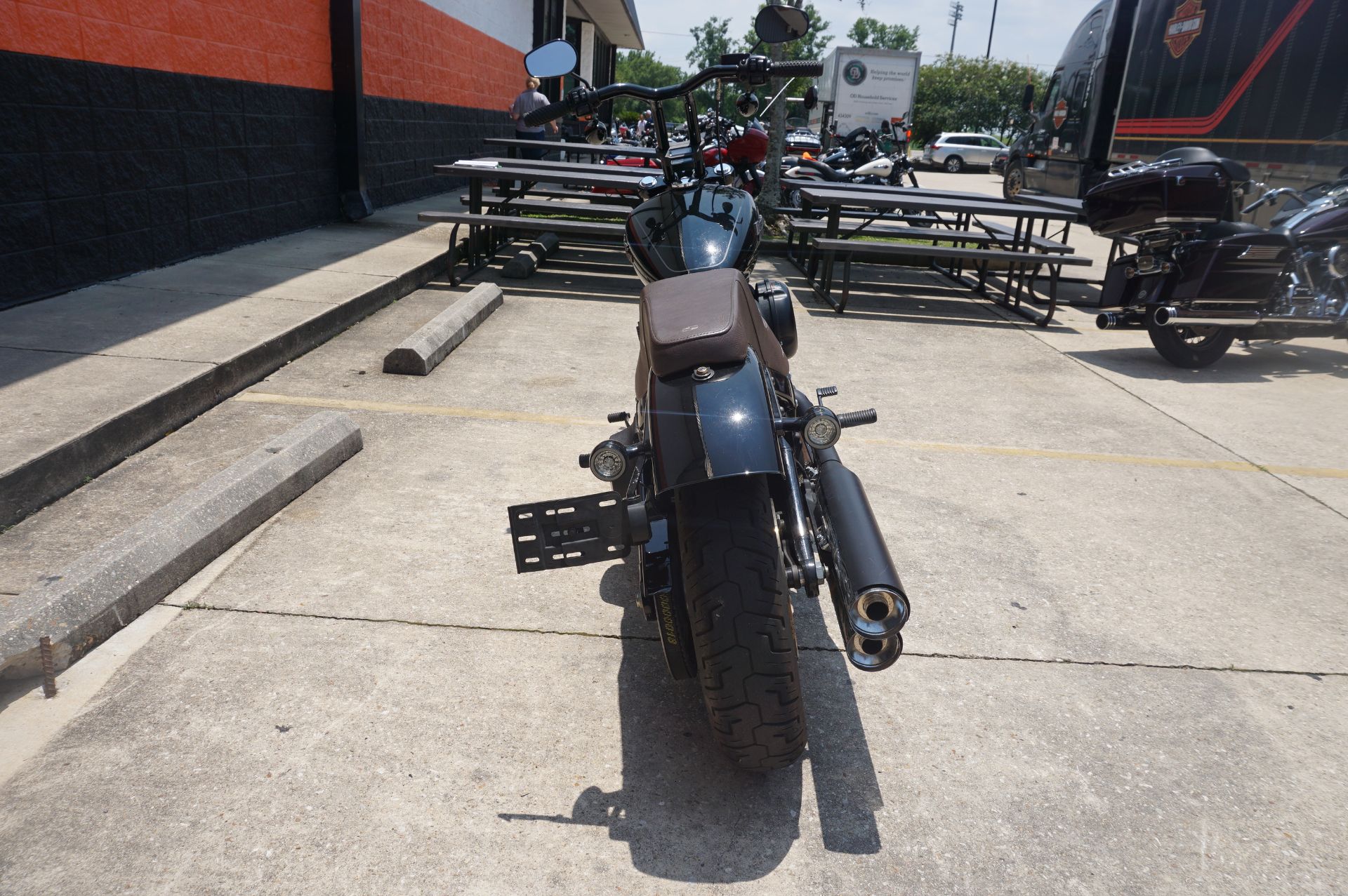 2018 Harley-Davidson Street Bob® 107 in Metairie, Louisiana - Photo 8
