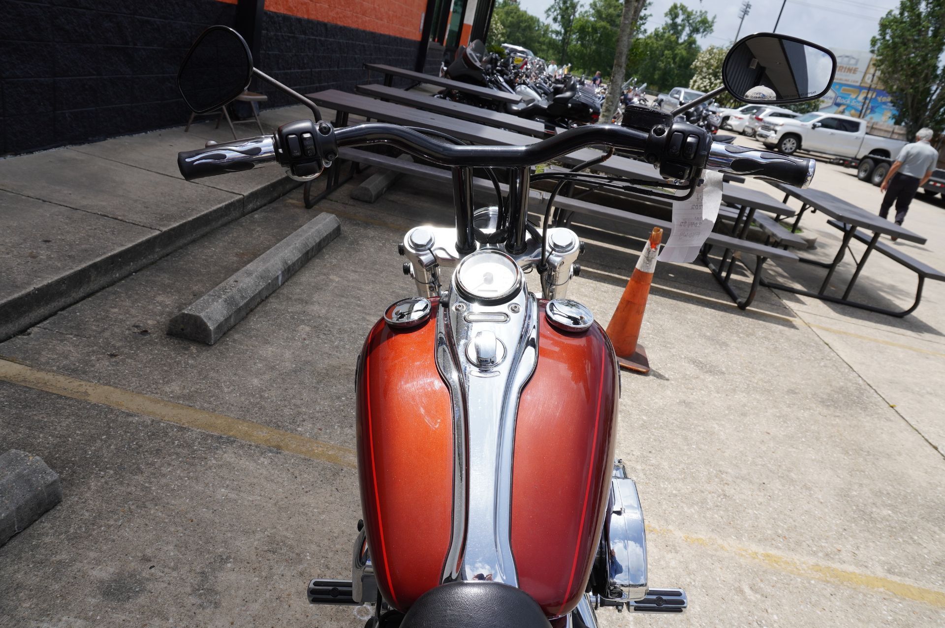 2010 Harley-Davidson Dyna® Wide Glide® in Metairie, Louisiana - Photo 14