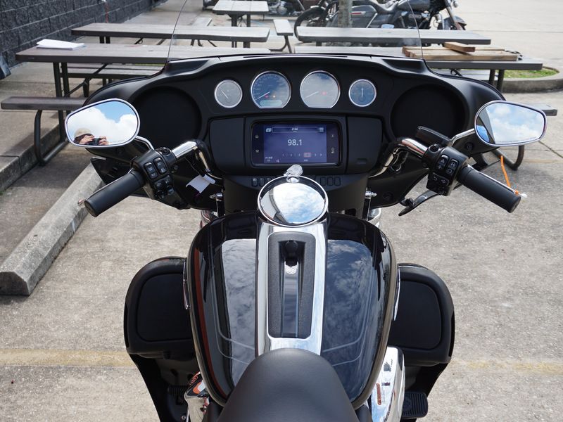 2022 Harley-Davidson Tri Glide® Ultra in Metairie, Louisiana - Photo 8