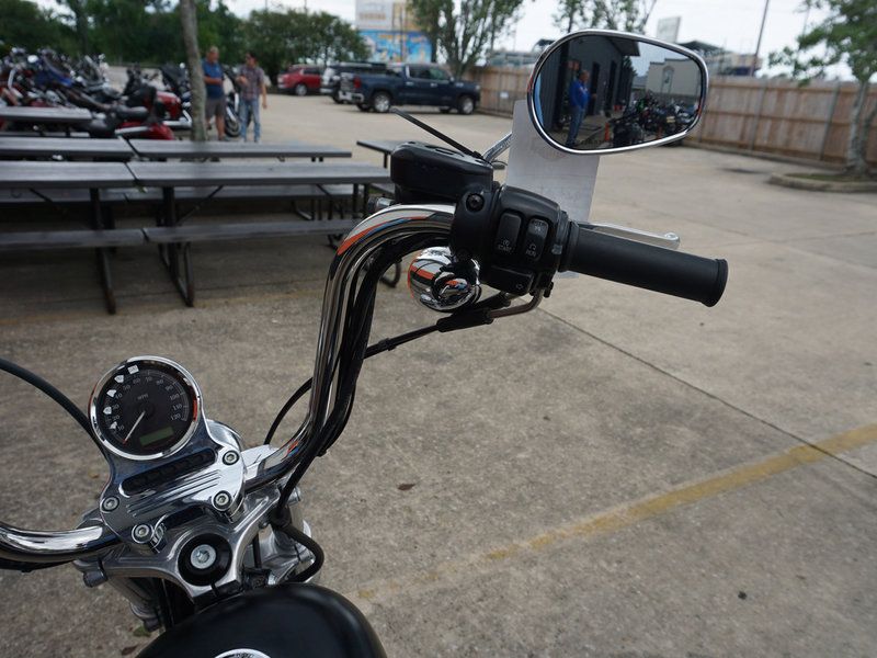 2013 Harley-Davidson Sportster® Seventy-Two® in Metairie, Louisiana - Photo 13