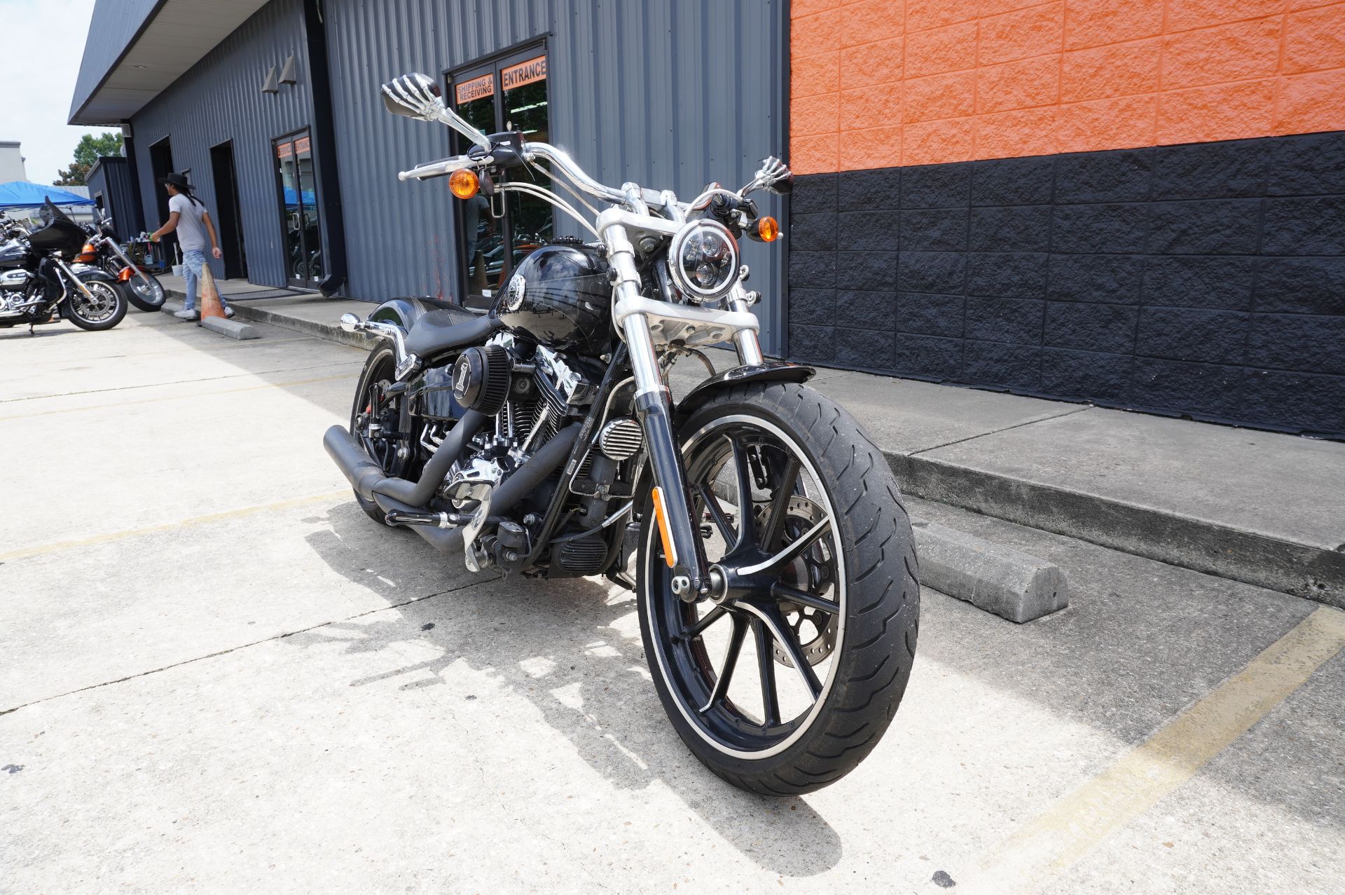2015 Harley-Davidson Breakout® in Metairie, Louisiana - Photo 16