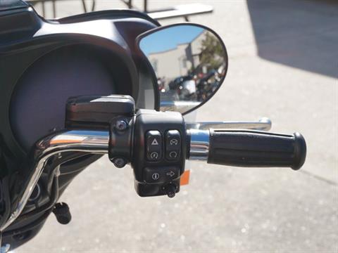 2017 Harley-Davidson Street Glide® in Metairie, Louisiana - Photo 11