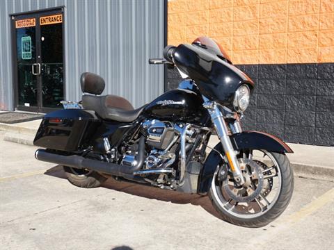 2017 Harley-Davidson Street Glide® in Metairie, Louisiana - Photo 3