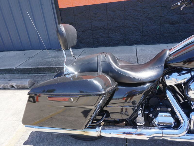 2018 Harley-Davidson Street Glide® in Metairie, Louisiana - Photo 12